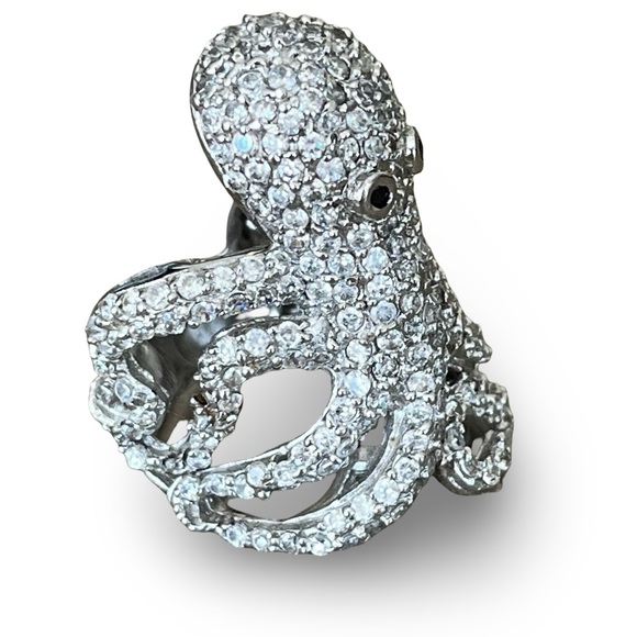 Large Sparkling Pave Silver Tone Statement Octopus Ring Size 7 - Picture 2 of 7